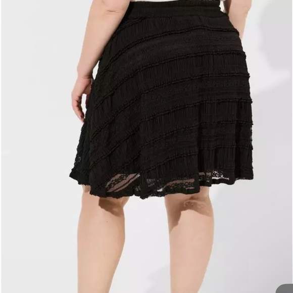 Torrid 0X Elegant Black Women's Skirt - Picture 3 of 10